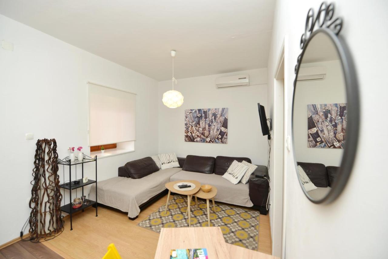 Perovic Apartment *