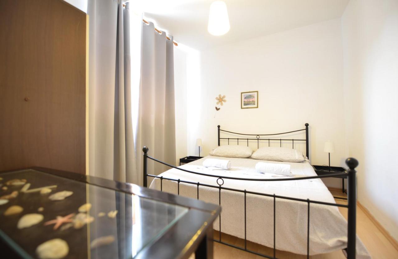 Apartment Perovic *