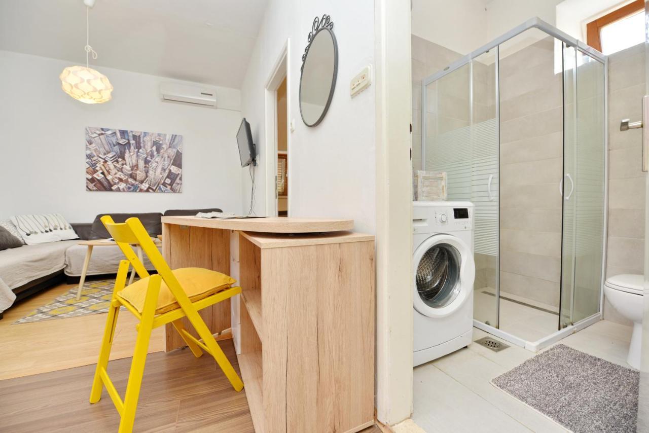 Apartment Perovic *